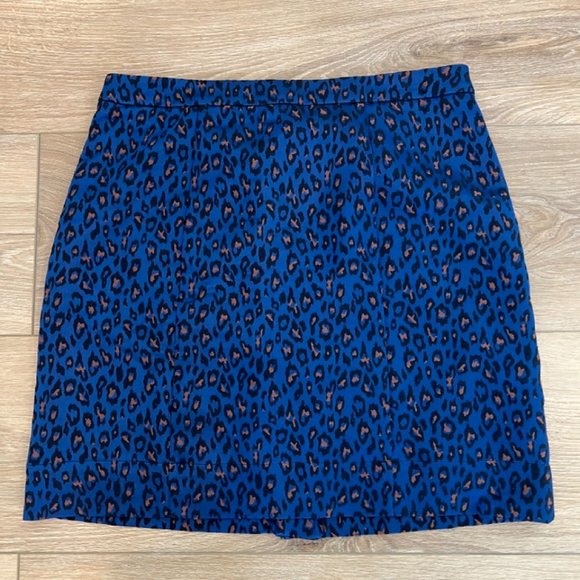 Banana Republic Leopard Print Skirt - W10 - Picture 2 of 2